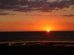 my favorite sunset of the trip... Hot Water Beach, Kawhia